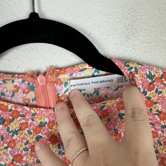 Faithfull The Brand Women's Pink Caleta Ruffle Floral Peplum Top Size XS/2 - Picture 2 of 4